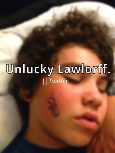 what can i say? luck just isnt on my side. first #unluckylawlorff account.