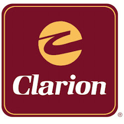 Le Clarion Suites Narbonne offre 54 Suites, dont 5 Suites Prestige avec jacuzzi et terrasses bois privatives avec vues sur le canal.