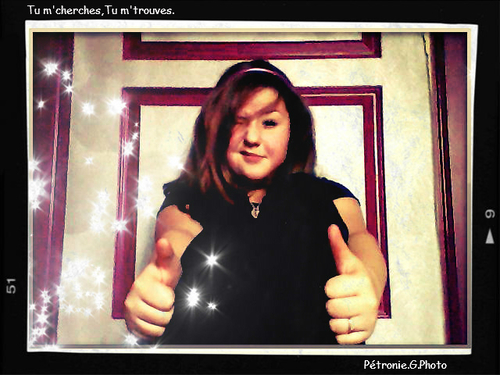 My name is Petronie, I'ma student, I'm 13, I live in a small neighborhood of Londres, and I'm a fan of @onedirection ♥♥♥