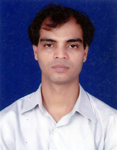 An entrepreneur, Idea to online startup, team building, Mentor