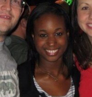 genie_pyt's profile picture. born and raised in the South. Lover of mac & cheese and booze.