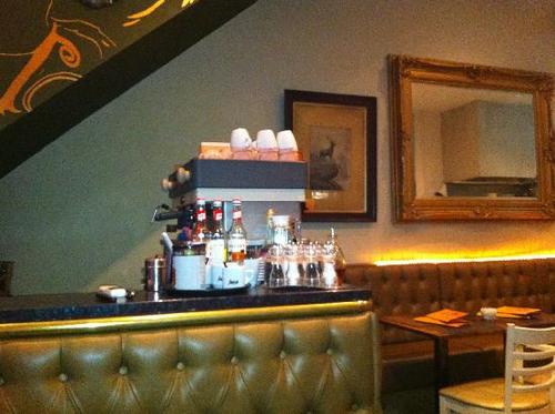 CafeCitta's profile picture. Family owned Italian restaurant in Cardiff City Centre. All food freshly made to order. Excellent wine list. Homely ambience.