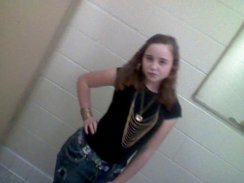 #taken by tarence and lovin it to the fullest.......im a cool funny person if you get to no me but dnt come around me with dat drama