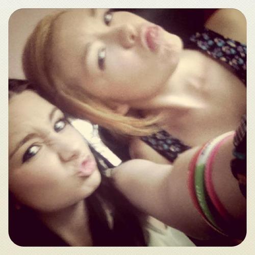 meganbieber238's profile picture. my names Megan Murray :)
from Naas,Ireland!
folow me and ill follow back!:)