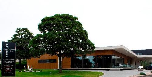 The Carlton Hotel Ayr is ideally situated in Prestwick, Ayrshire within close proximity to Prestwick International Airport.