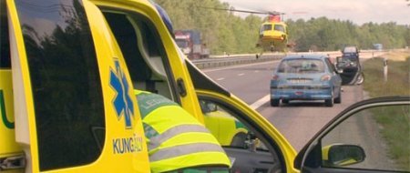 Ambsjv_Kungalv's profile picture. Ambulansverksamheten vid Kungälvs Sjukhus består av Ambulansstationerna i Kungälv, Ale, Stenungsund och Tjörn.