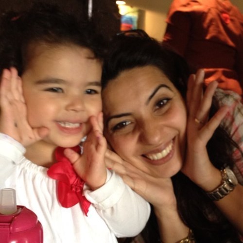 AmiraNK's profile picture. 