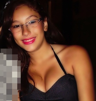 16 anos , Canceriana , Botafoguense . Diga-me em que clicas, e te direi quem és. Qualquer coisa é só #MeSeguir . Beijos =*