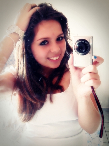 Gosto de chocolate e você?? *----* 
/sou besta eu sei

http://t.co/ZPK8Lzeata