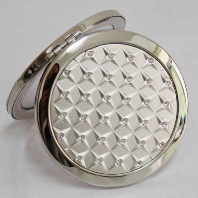 SavvyShopper820's profile picture. 