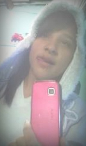 ~ α gαrotiinhα imperfeitα,
αqeelα qeê chorα de dor,
αqeelα qeê ja sofreu poor αmor,
αqeelα qe sαbe se αrrepender ♥