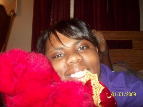 My name is Brianna Simone Allen. I love to sing, dance, and hang out wit my friends.