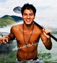 Arthur seu sorriso me encantou seu olhar me ipnotizou vc me conquisotu lindo te amo Dona: @Iza__Souza