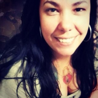 lidesigns's profile picture. Em uma incansável batalha comigo! Com certeza sou uma cópia barata de mim mesma!