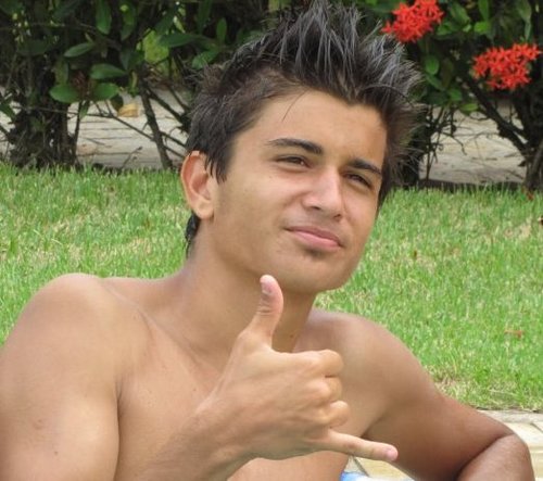 Sinse:17/06/2012 O sorriso dele me conquistou, jeito simples modesto, ai oq vc fez cmg? simplesmente me facinou @mattheus7 ♥