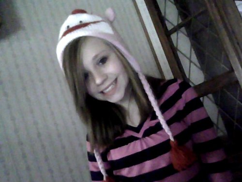 Follow mee,, and I'll followw ya backk!.(: