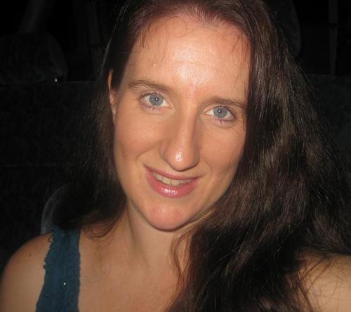 Stay-at-home mom of 5! I'm passionate about my family, natural health and fitness, running, and autism & Asperger's related nutrition. Island girl at heart!