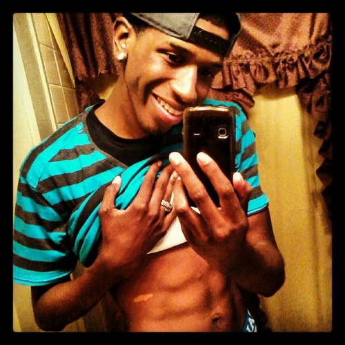#TeamFollowBack...#TeamGemini...#TeamSmart...#Teamjordanz&Snapbakz ......#TeamOutcast.....#Teamtrendsetta'z....#TeamTaken...