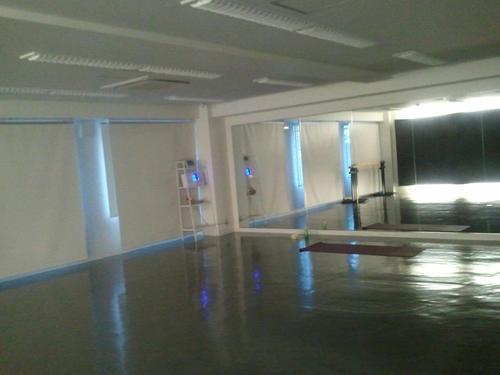 rinrin0914's profile picture. フィットネスダンススタジオです！
ヨガからストリートダンス、バレエ、フラなどなど！
１レッスン１０００円！