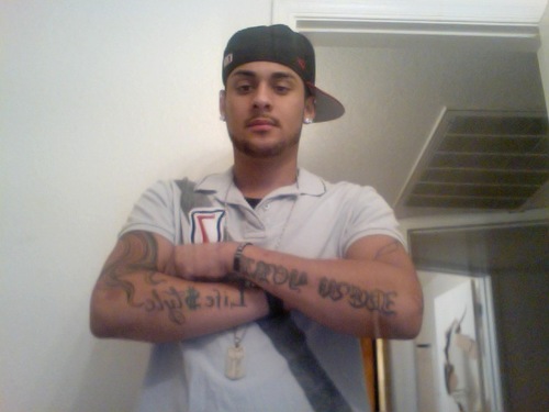 They call me casanova im that nigga yu try to b.