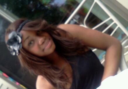 I am my own self nobody not gonna make me do wtf they want me to do nd ill say wat ever is on my mind with no hesitation