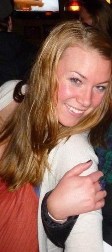 AnnieFrappy's profile picture. girl on the verge