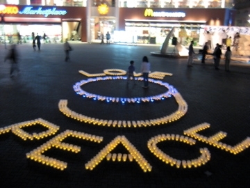 「キャンドル９フェスタ」実行委員会です。上福岡駅西口広場で１０００個のキャンドル（LED）を灯し、平和を考えるイベントを開催しています。 LOVE憲法９条&PEACE。戦争法は廃止！