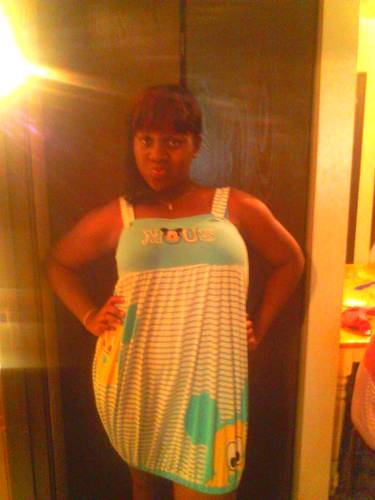 wuz up twitter its yo girl candace born nov 2, 19??. Im a real baddbitch hoes think im sweet but bitches just know i will beat yo azz if u fuck wit mehh.