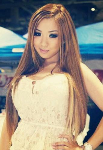 kissmeimtinalee's profile picture. 