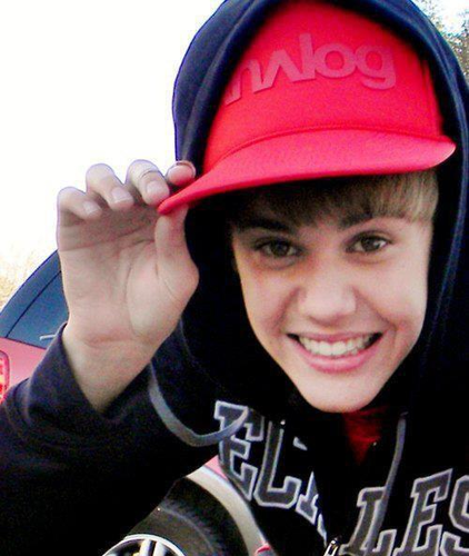 The biebs we love him!!! to all my family we have canadian pride !! PURPLE NINJAS Love you guysand justin!3 BIELIBERS;D