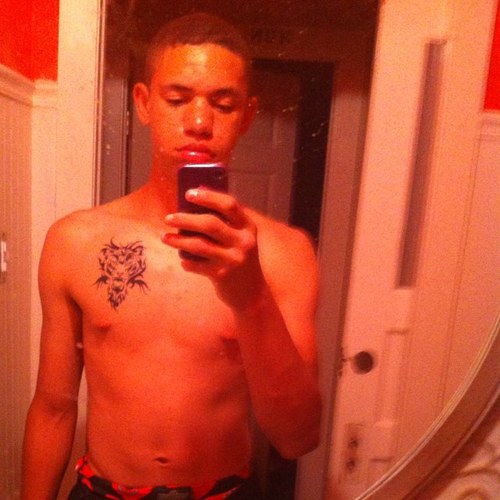 lilhater43's profile picture. 