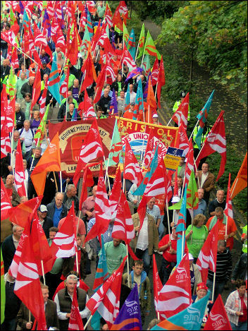 WorkersOrganise's profile picture. Unite trade union organiser. All views are my own. Retweets are not endorsements.