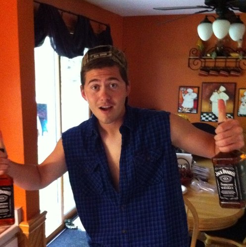 Chris_brow_n's profile picture. 