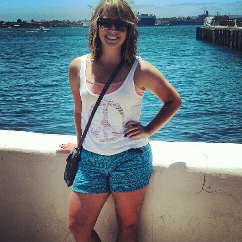 raetay22's profile picture. 