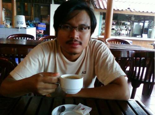 litrich's profile picture. 