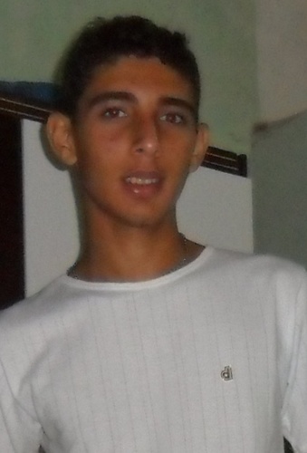Aproveite bem as pequenas coisas. Um dia você vai saber o quanto elas eram grandes. Mauricio carlos;15 anos ,Leonino,Flamenguista e Solteiro ...