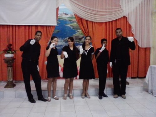 somos o primeiro conjunto de libras da IASD de natal. levamos o evangelho para todo o mundo. somos da IASD do Boa esperança RN