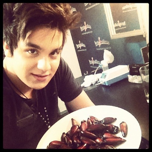 @luansantana Amoo !  Sou Curica dele! Lindo ♥