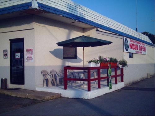 Homestyle cooking in a comfortable dining atmosphere. Homemade pies, pastries, muffins, pastas Breakfast served all day! Exit 3 US 78.