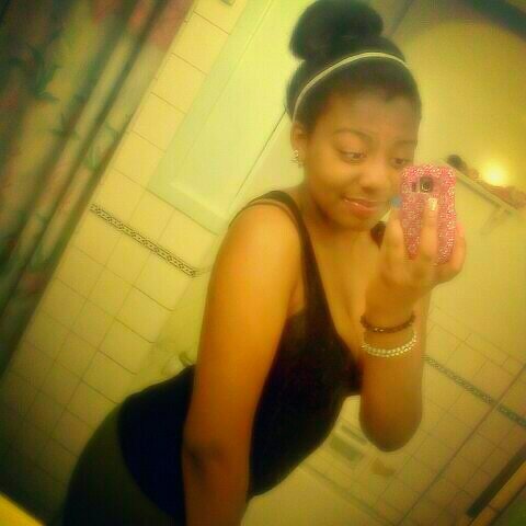 Følløw Mé & I Følløw Baçk =}, I wanna be a famous dancer one day. Just trying to make my !!D®€AM§!! come T®Ü€! =} Also Im a Taurus.