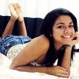 Sou forrozeira,Touriina,adoroo festa e Muito mais ! E Euu Sou das @As_Absolutas !  Noós Samos Absolutamente Irresistíveis !  s2