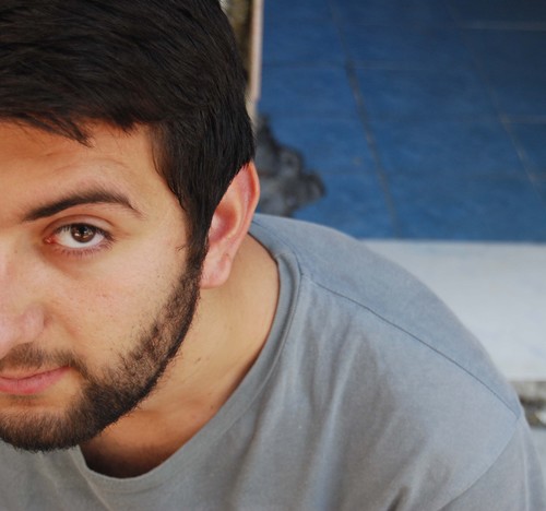 Programcı, oyuncu, uykucu...
Numan R. - Bir İstanbul Programcısı...