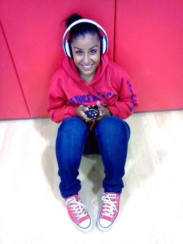 My best friend/wifey is what this gorgeous, single girl is to me:) Softball,Volleyball, nd Basketball is what she does and is a beast at too!:D~ @ilove_Britni