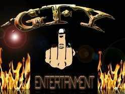 GlennMoon1's profile picture. I am an  artist for GFYE in Georgetown, KY. Country as it gets. Luv 4 weeling ,Fighting Chickens,hunting and fishing. If I tell you much more I could go ta JaiI