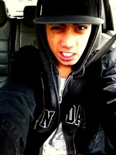 Hi!:3 Study in MacArthur High School(:, and i'm Break,Dougie&HipHop Dancer'