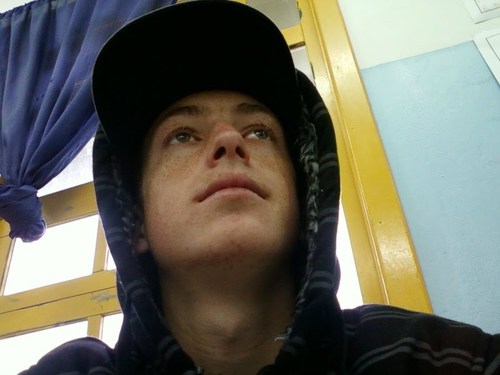 Foda-se 160 characters se vc é #Bom me Defina !! Segue? Sigo de volta