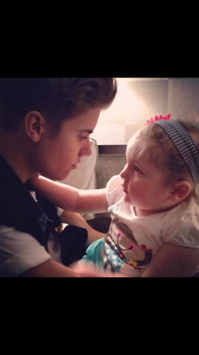 AvalannaR's profile picture. Pray for Avalanna our princess. #prayforavalanna