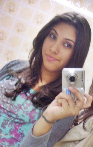 #Palmeirense, 17 anos , estudante e canceriana :)
-Antes de julgar, conheça. Antes de criticar, faça melhor.