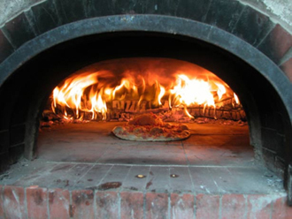 We are a mobile wood fired pizza kitchen that does delicious wood fired pizzas for private events, festivals and markets.