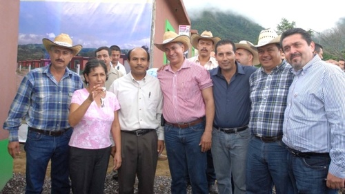 Alejandro Mancilla González ,  Minatitlán Merece Más ,Priísta comprometido con el desarrollo de MInatitlán colima. @EPN Presidente de Mèxico